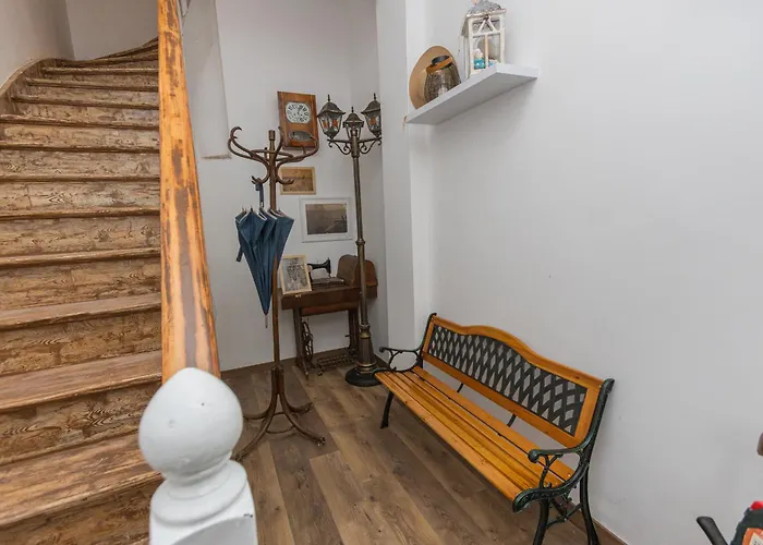 The House 2 * Burgaz